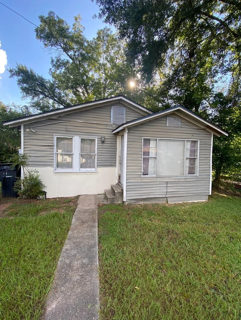 Photo of 7710 Pointer St
