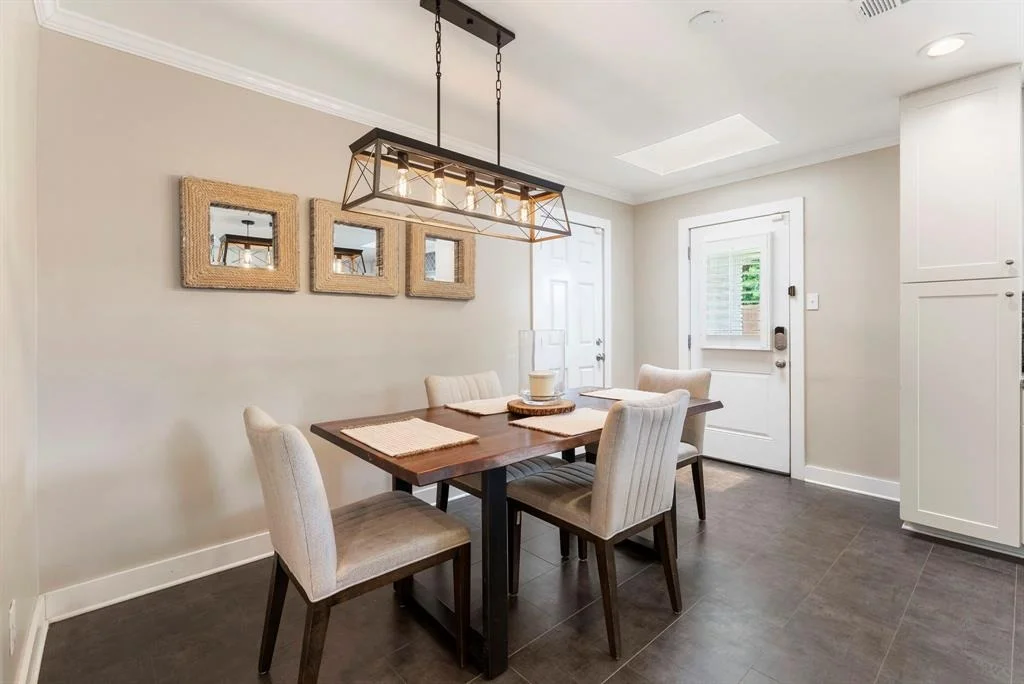 Photo of 523 Azaleadell Drive