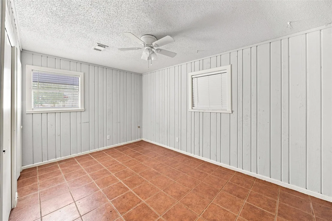 Photo of 761 N Forest Cove Loop