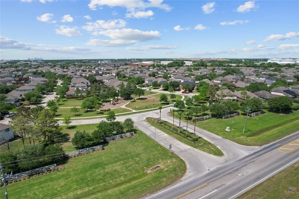 Photo of 10810 Brittan Leaf Lane