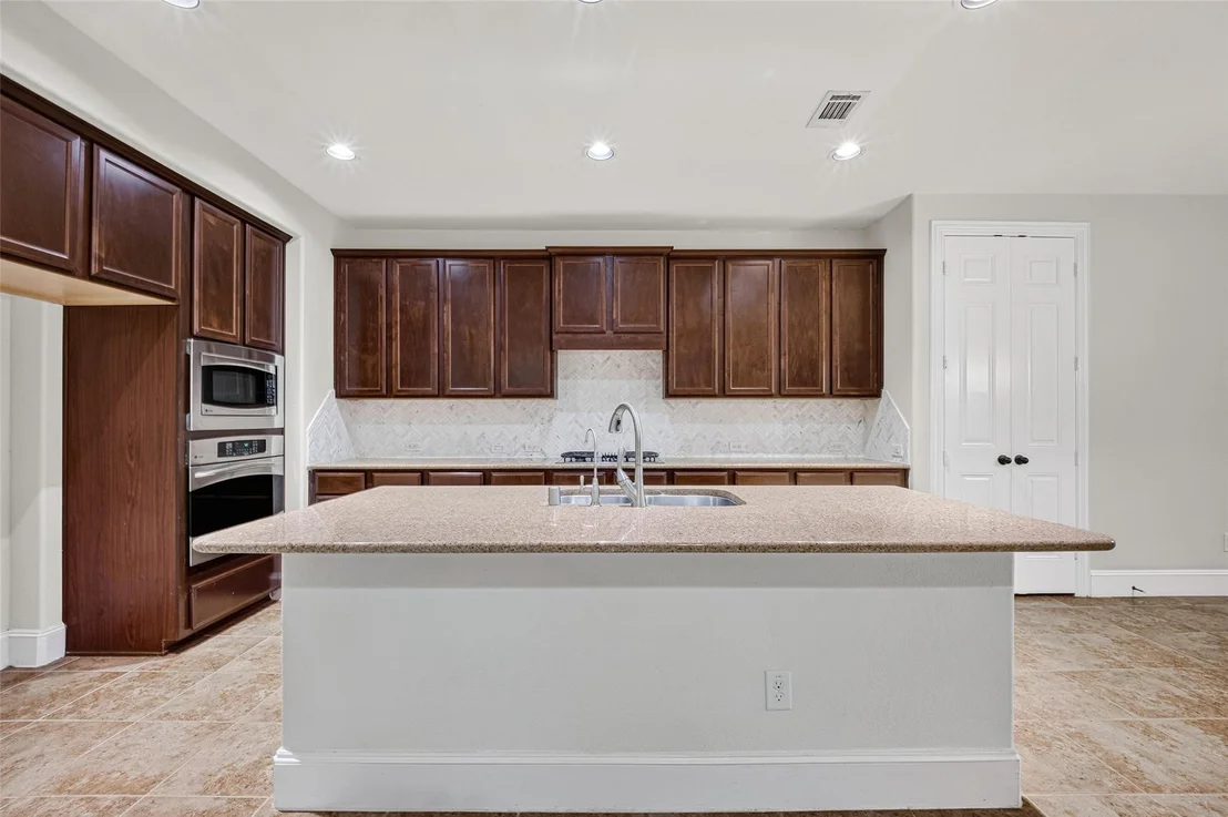 Photo of 7930 Summer Night Lane