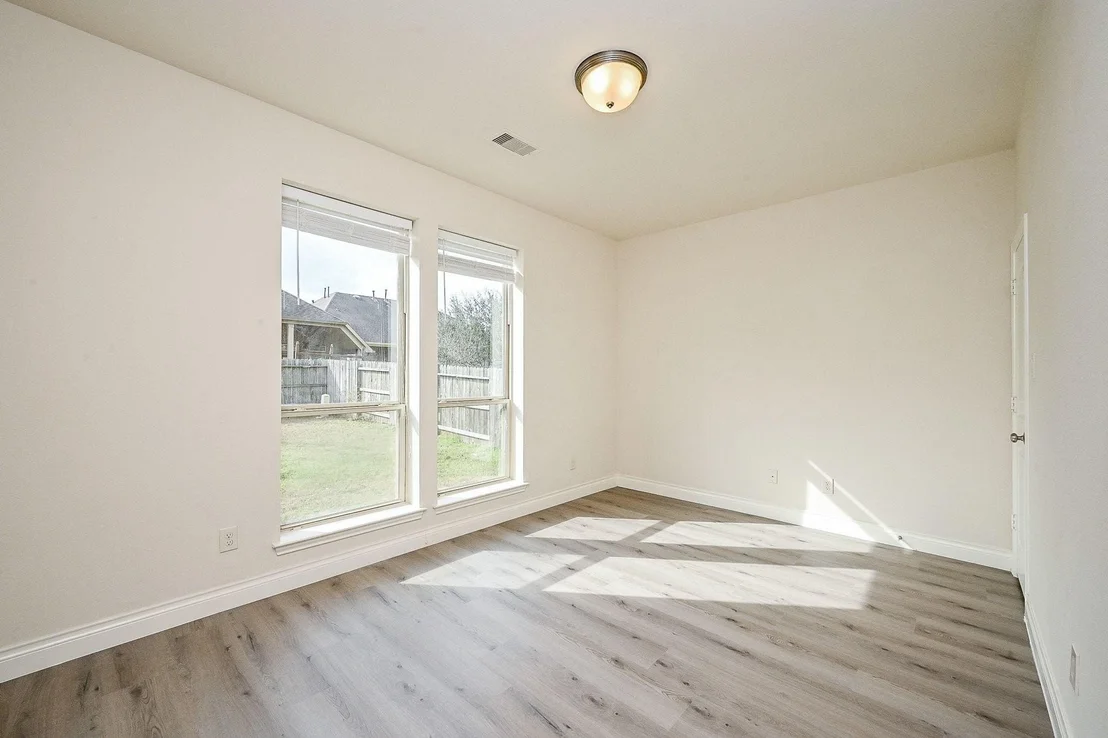 Photo of 28651 Pleasant Forest Drive
