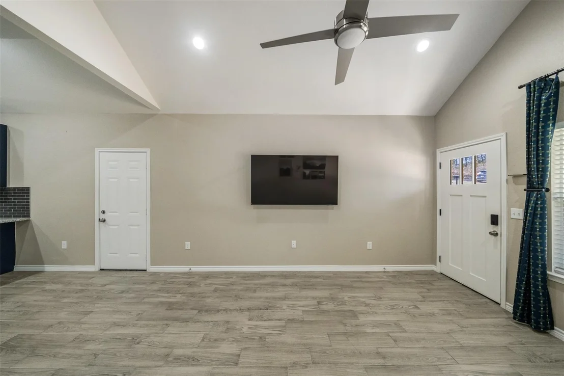 Photo of 14990 Indian Hill Trail
