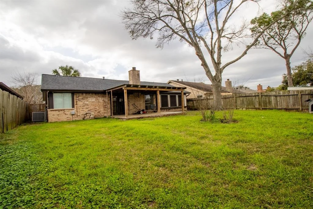 Photo of 9407 Denbridge Drive