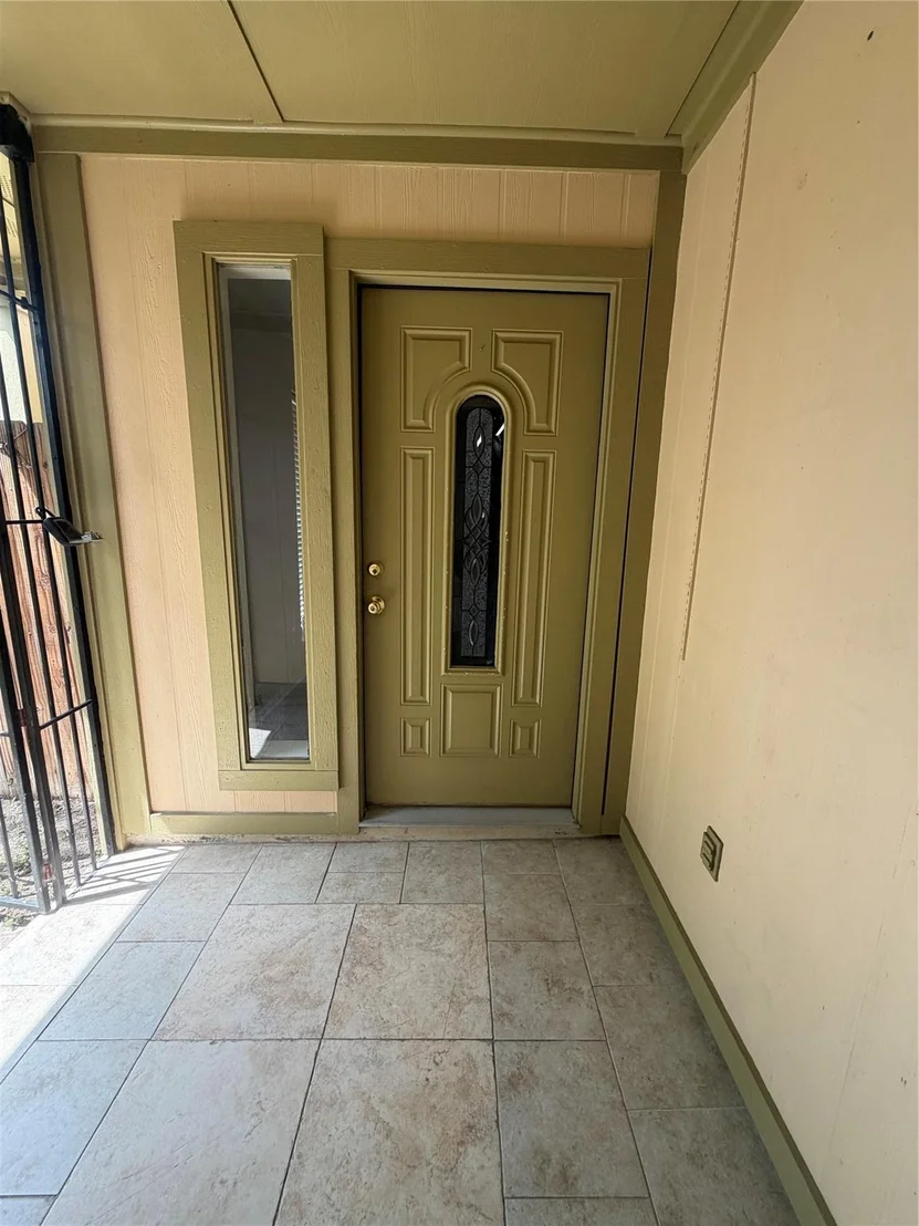 Photo of 13310 Robinglen Drive