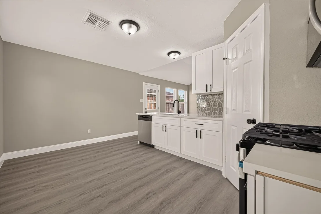 Photo of 4718 Fairgreen Lane