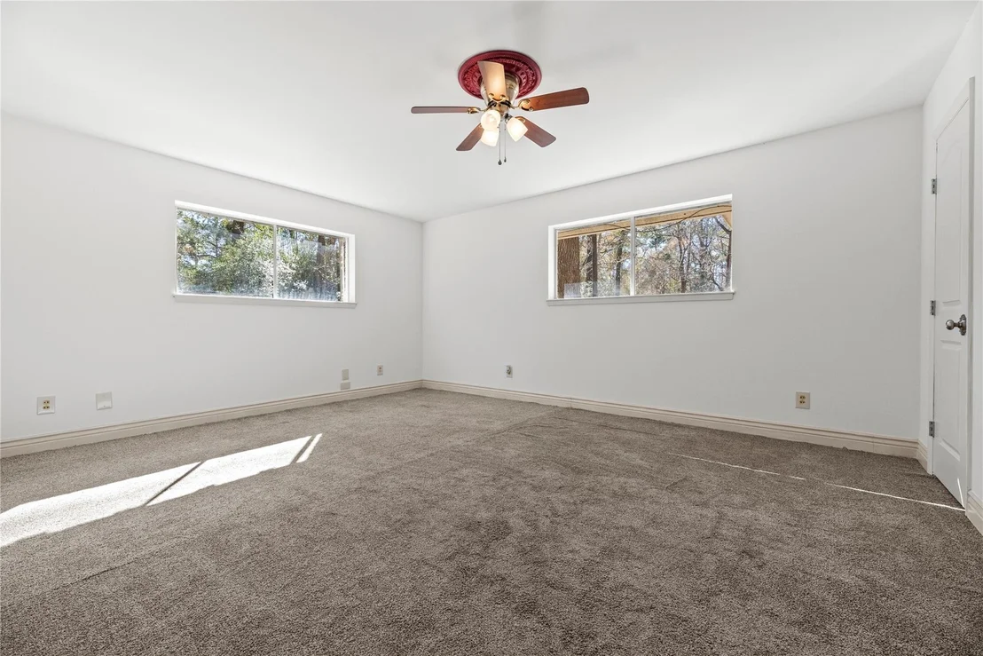 Photo of 23115 Cardinal Drive