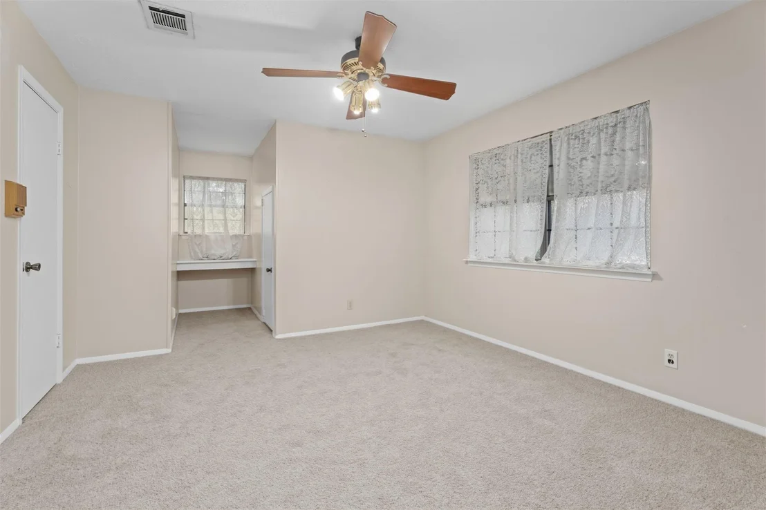 Photo of 2322 Shadow Glen