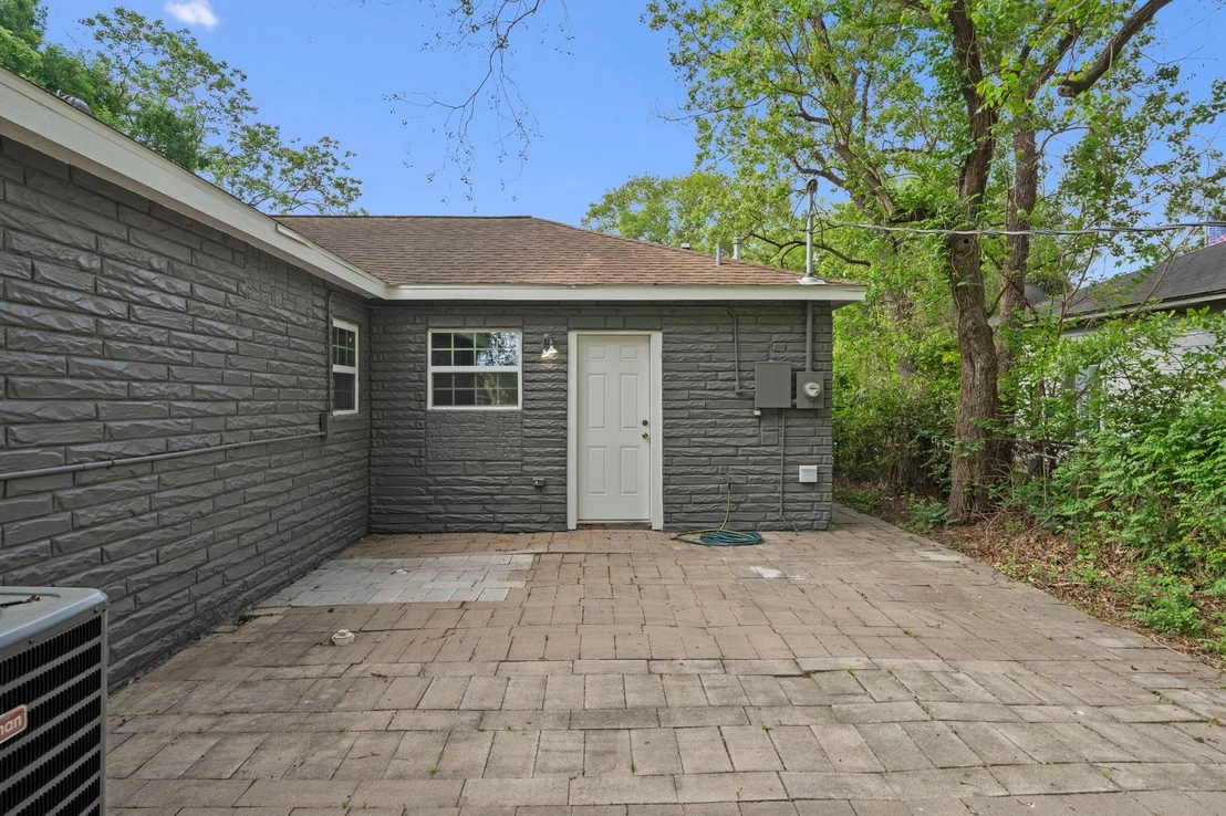 Photo of 1614 Palmwood Drive
