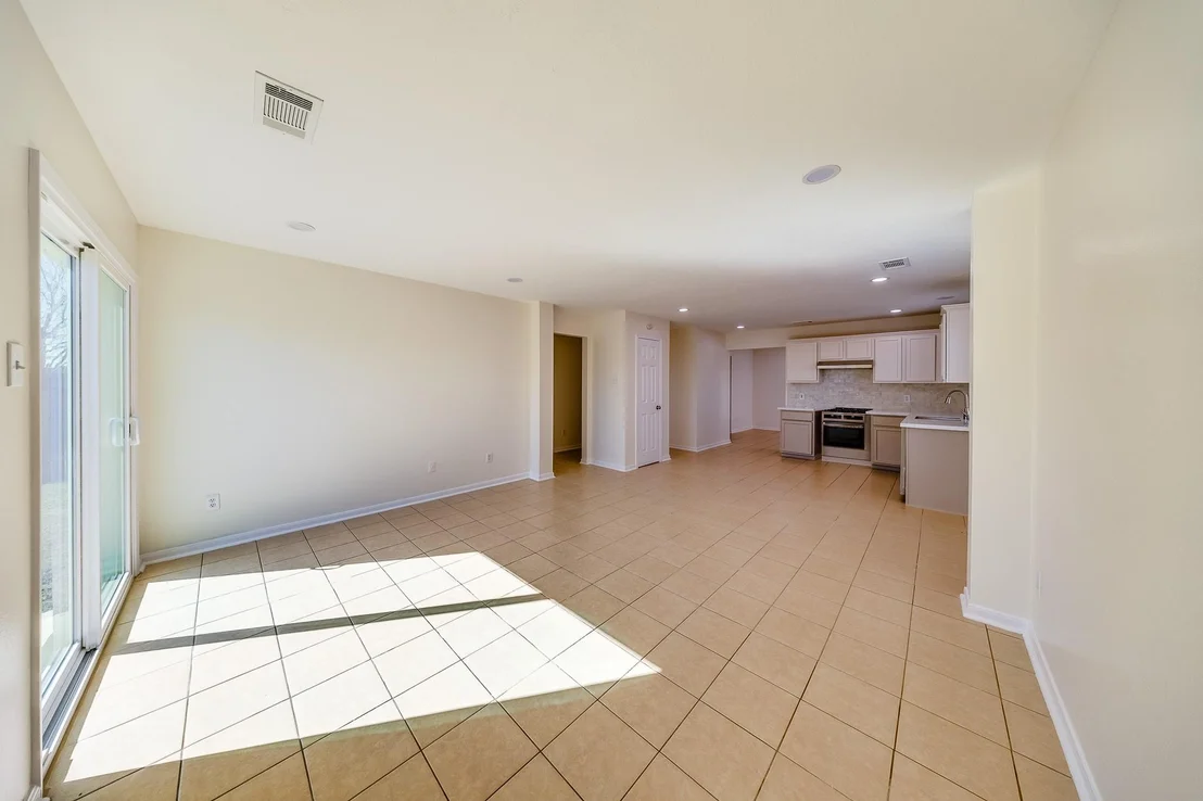 Photo of 5611 Tidewater Drive