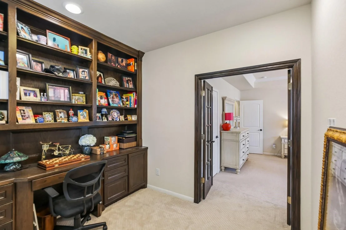 Photo of 4220 Walnut Bend Drive