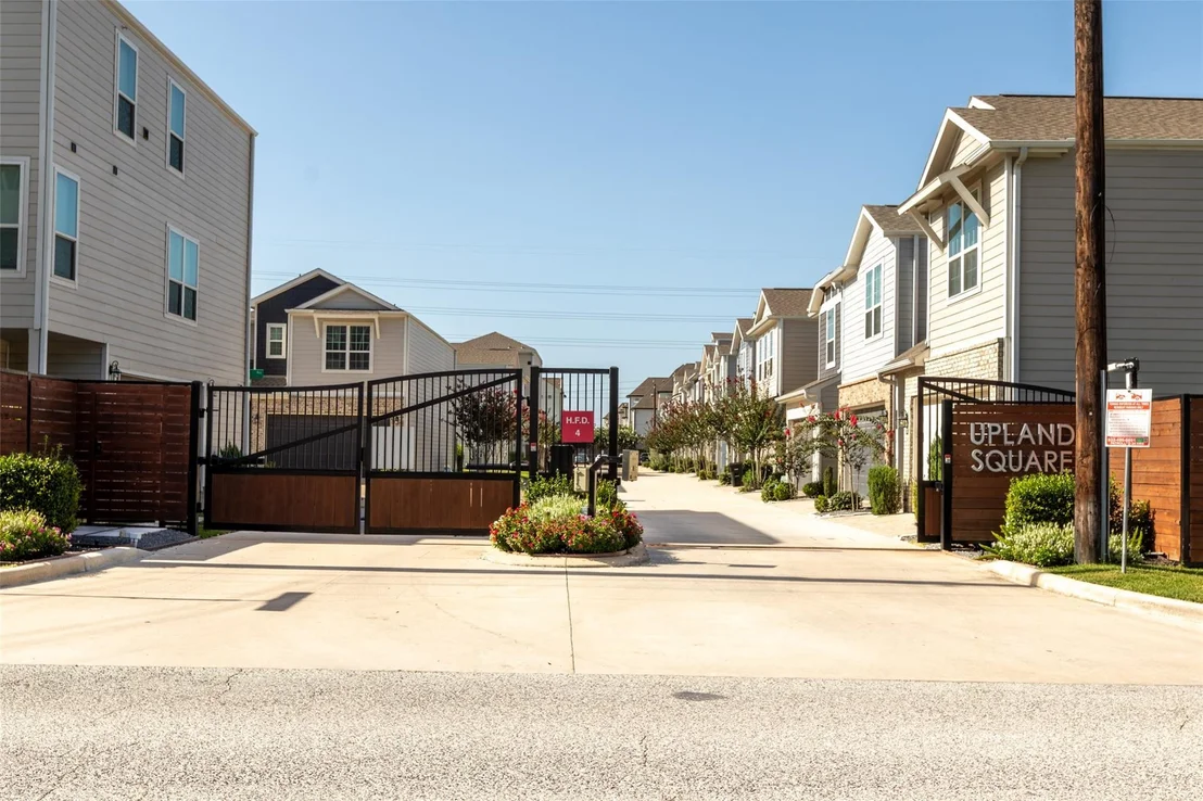 Photo of 11013 Cane Oak Way