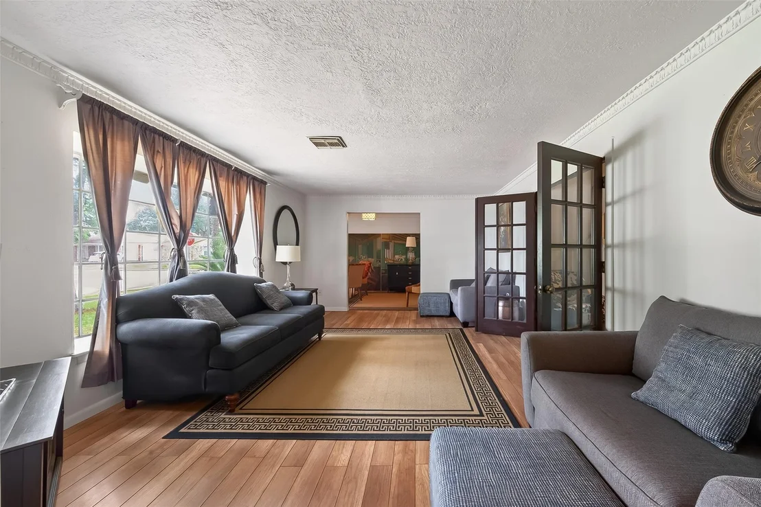 Photo of 2310 Fenwood Drive