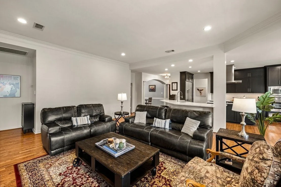 Photo of 4 Crestwood Circle