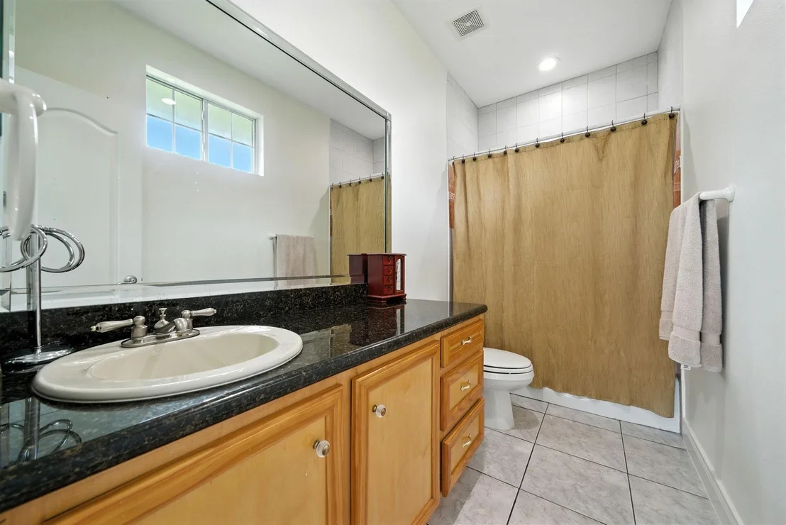 Photo of 15402 Long Road