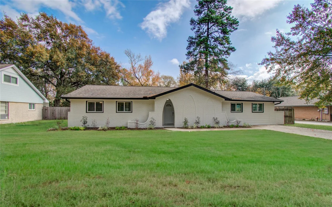 Photo of 27226 Blueberry Hill Drive