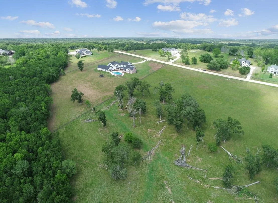 Photo of 30802 Riverlake Road