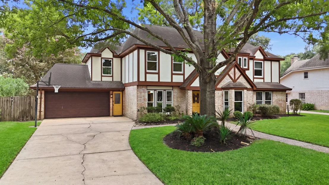 Photo of 12030 Laneview Drive