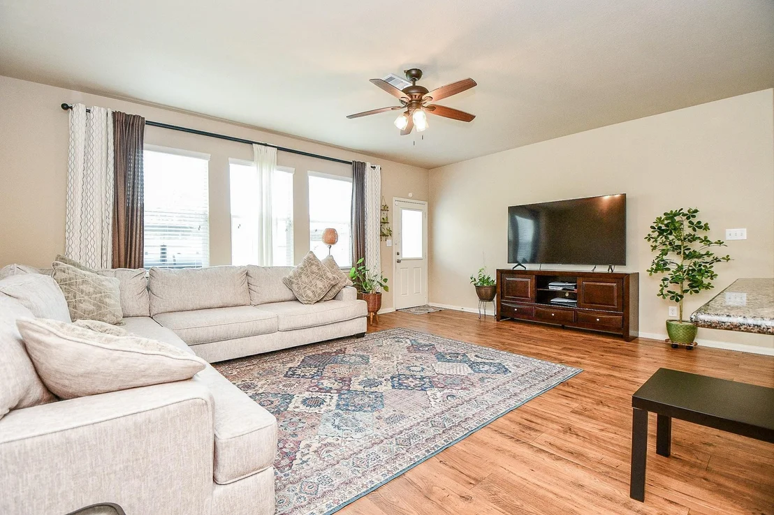 Photo of 5607 Gemstone Park Road