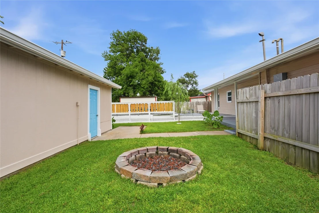 Photo of 1422 Wayside Drive