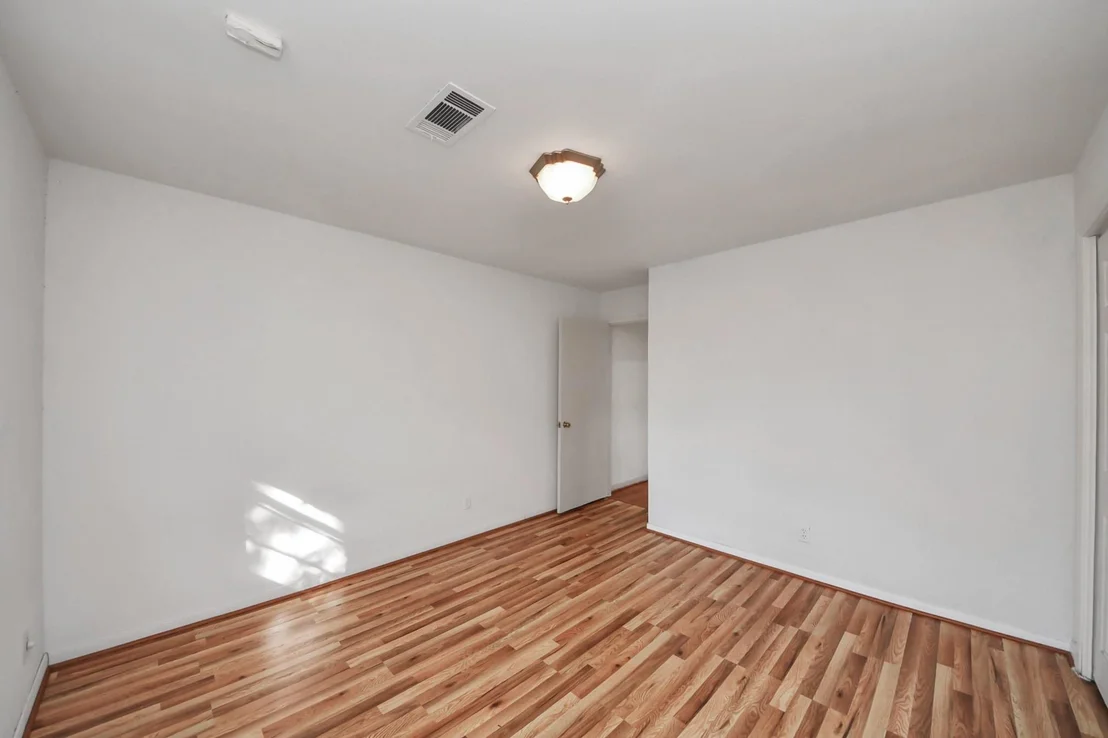 Photo of 5507 Kuldell Drive