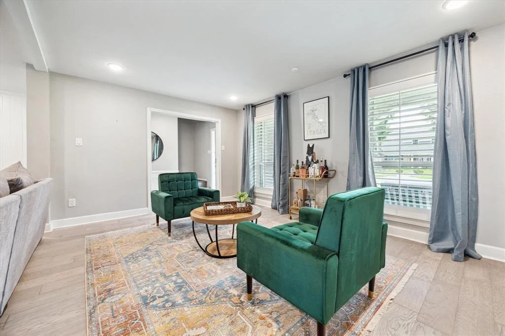 Photo of 7603 Meadowvale Drive