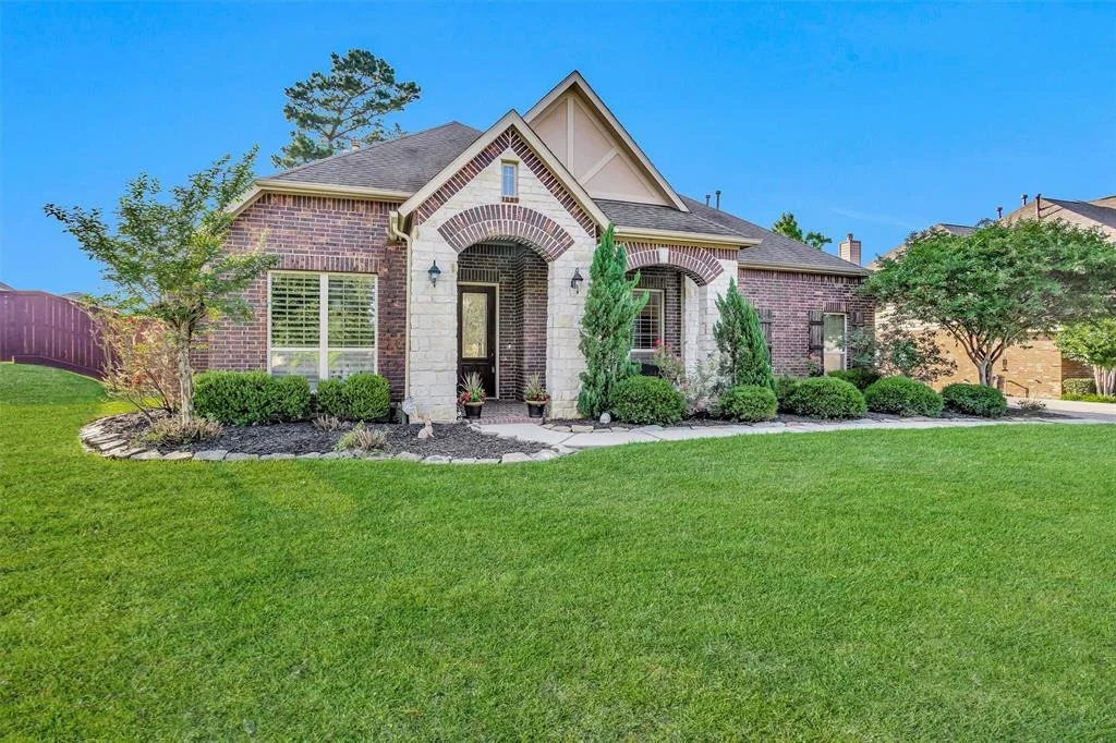 Photo of 40393 Mostyn Drive