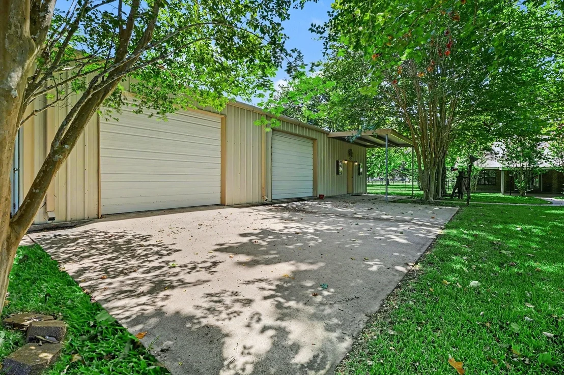 Photo of 3320 Tower Road