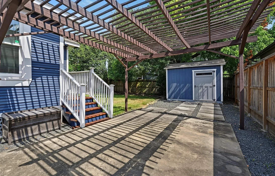 Photo of 1721 Airline Drive