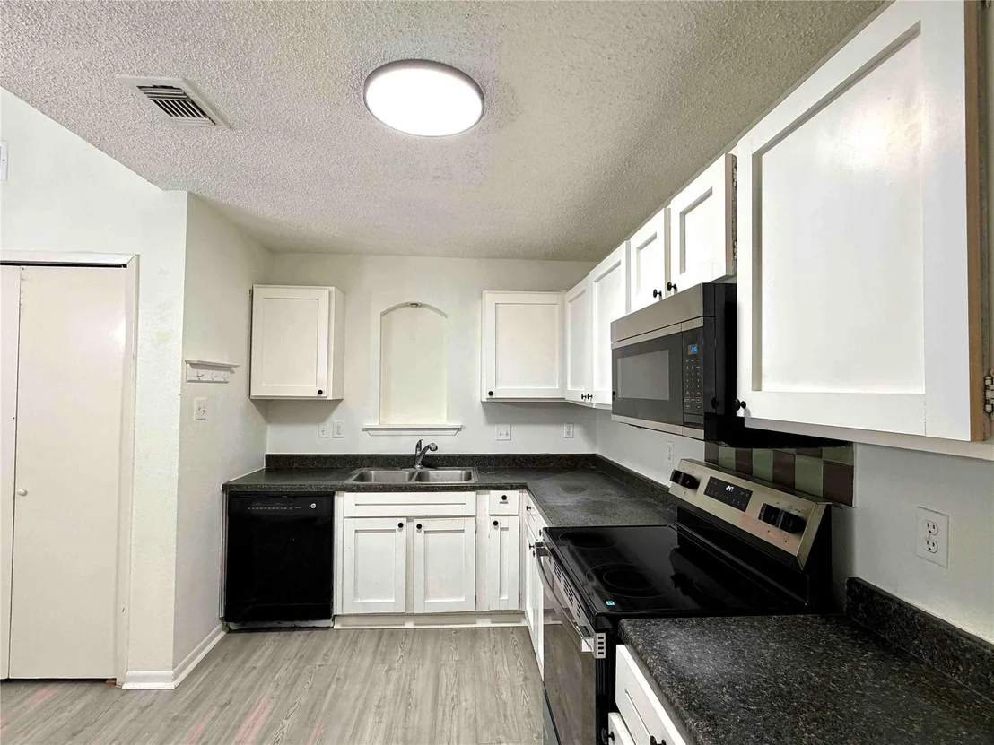 Photo of 23215 Tree House Lane