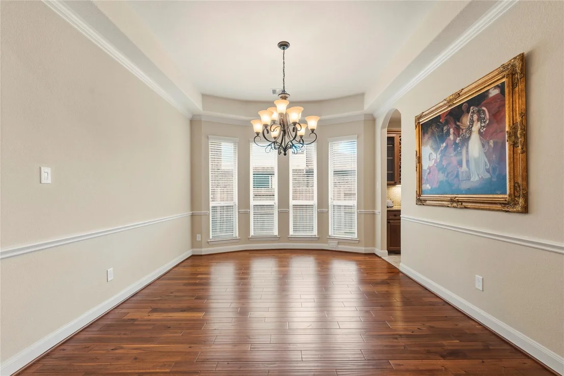 Photo of 5811 Green Meadows Lane