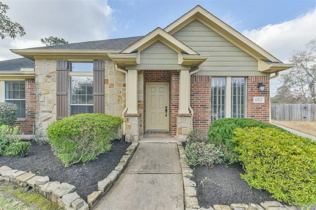 Photo of 28543 Carley Cove