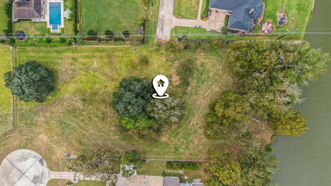 Photo of 30703 Riverlake Road