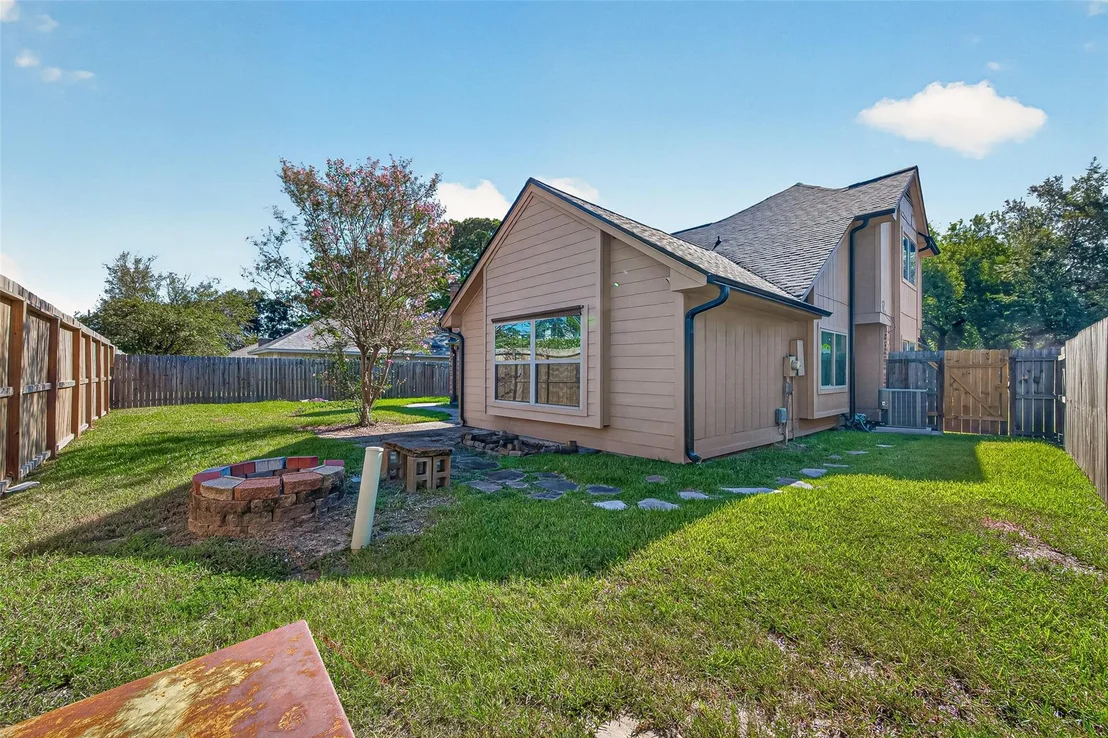 Photo of 14715 Summerway Lane