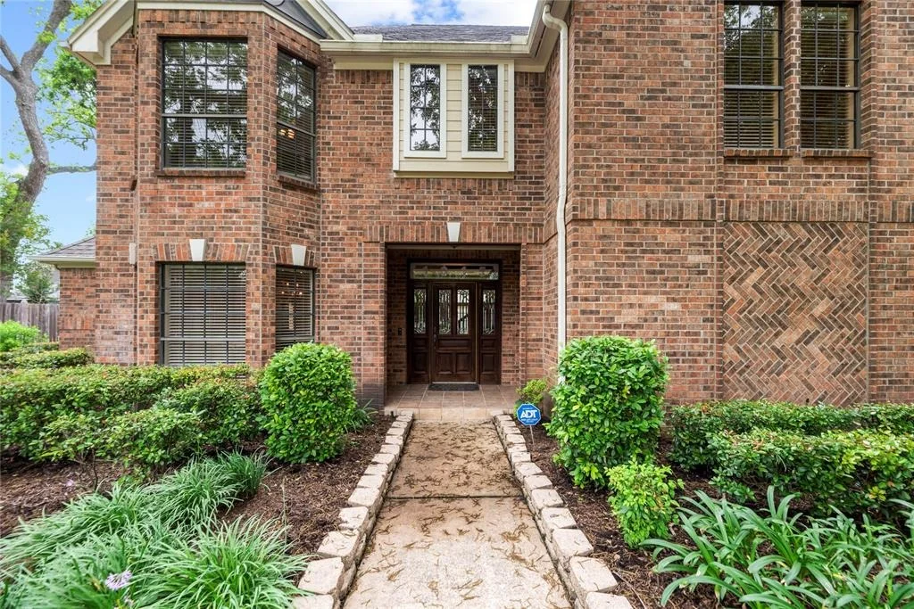 Photo of 1015 Deerfield Road