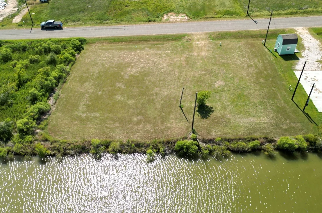 Photo of 131,132 & 133 County Road 299 Heron