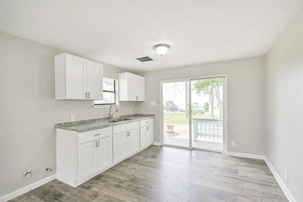 Photo of 4803 W Bayshore Drive