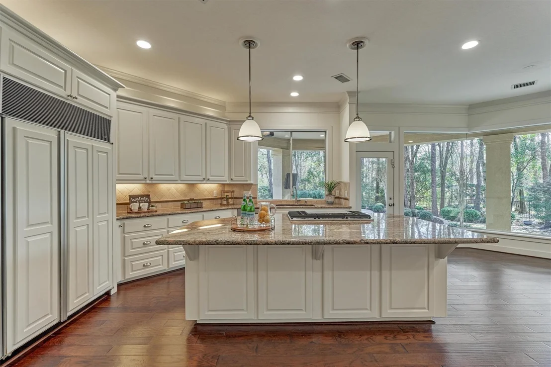 Photo of 43 Meadow Brook Place