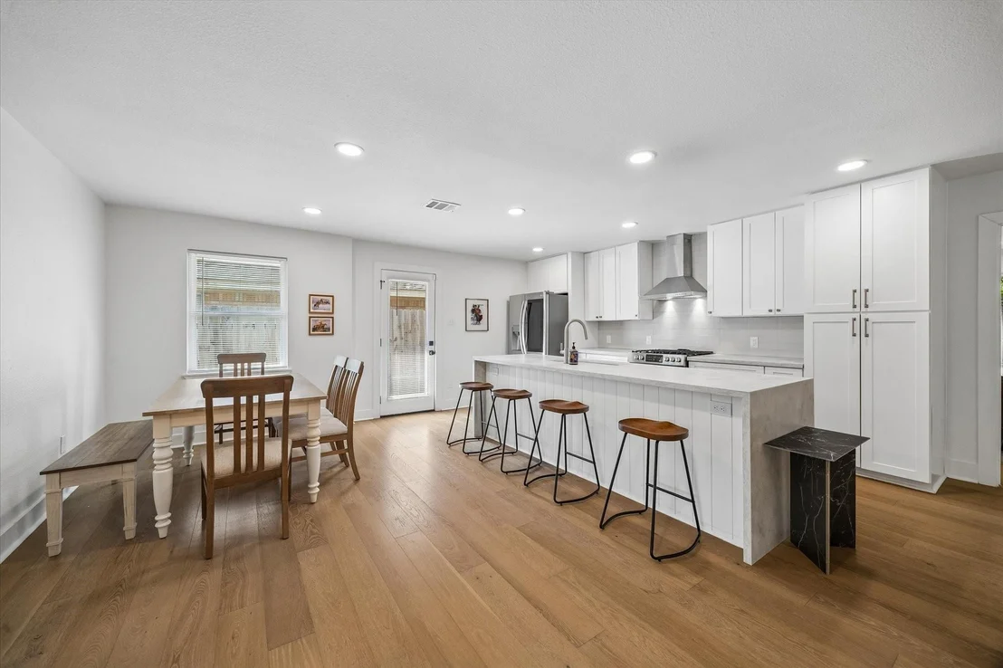 Photo of 2018 Libbey Drive