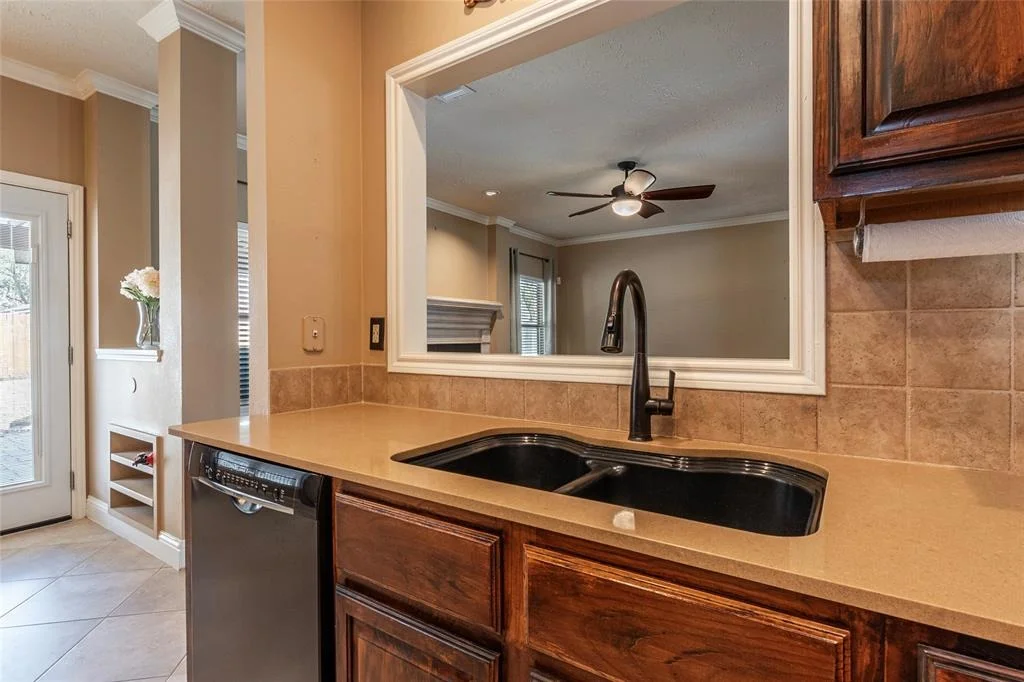 Photo of 15931 Manor Square Drive