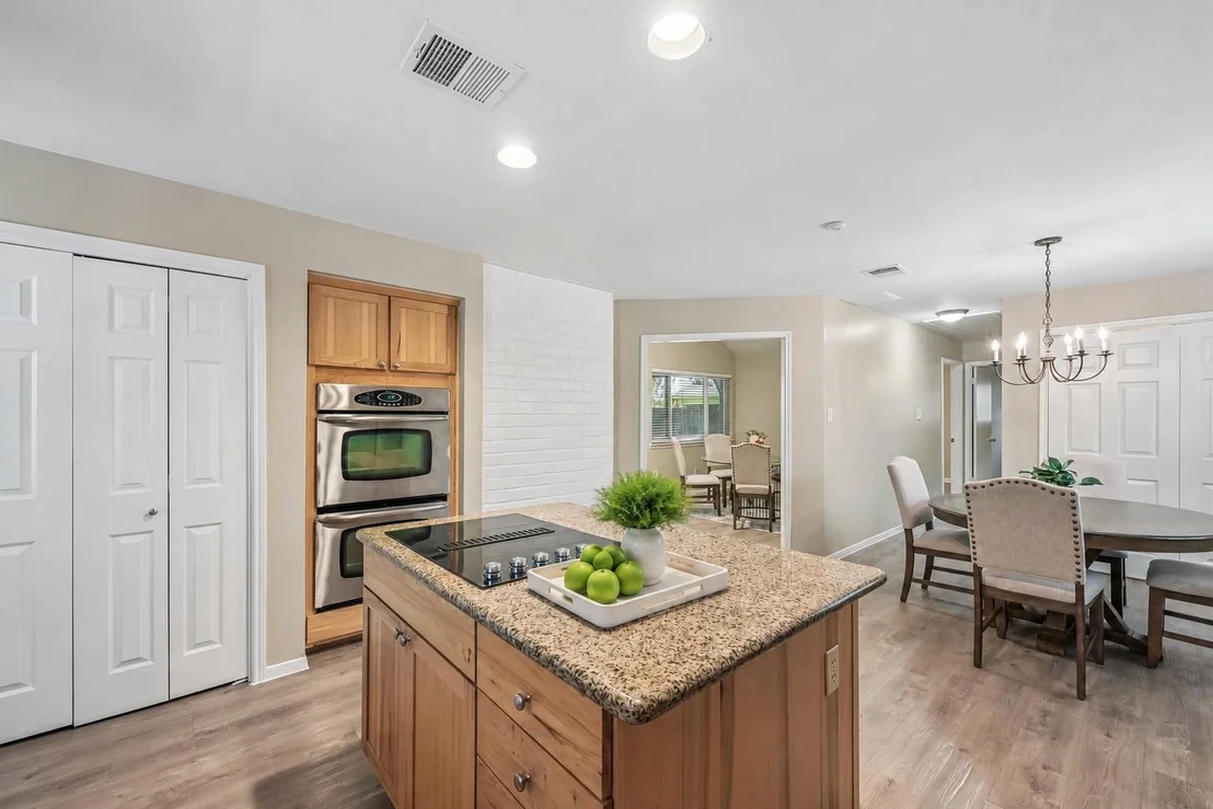 Photo of 11410 Overbrook Lane