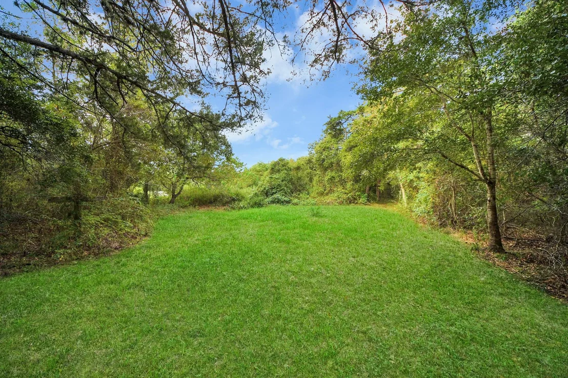 Photo of 15713 Hinkel Road