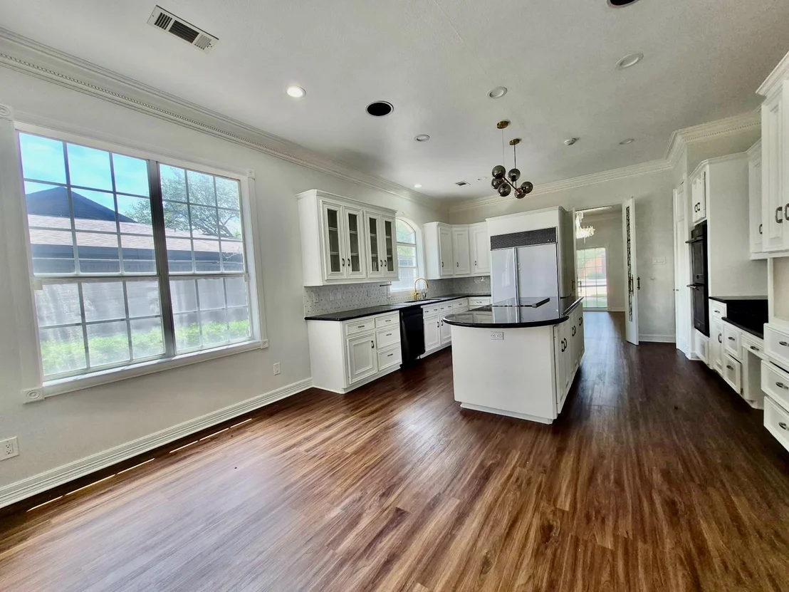 Photo of 5330 Braesheather Drive