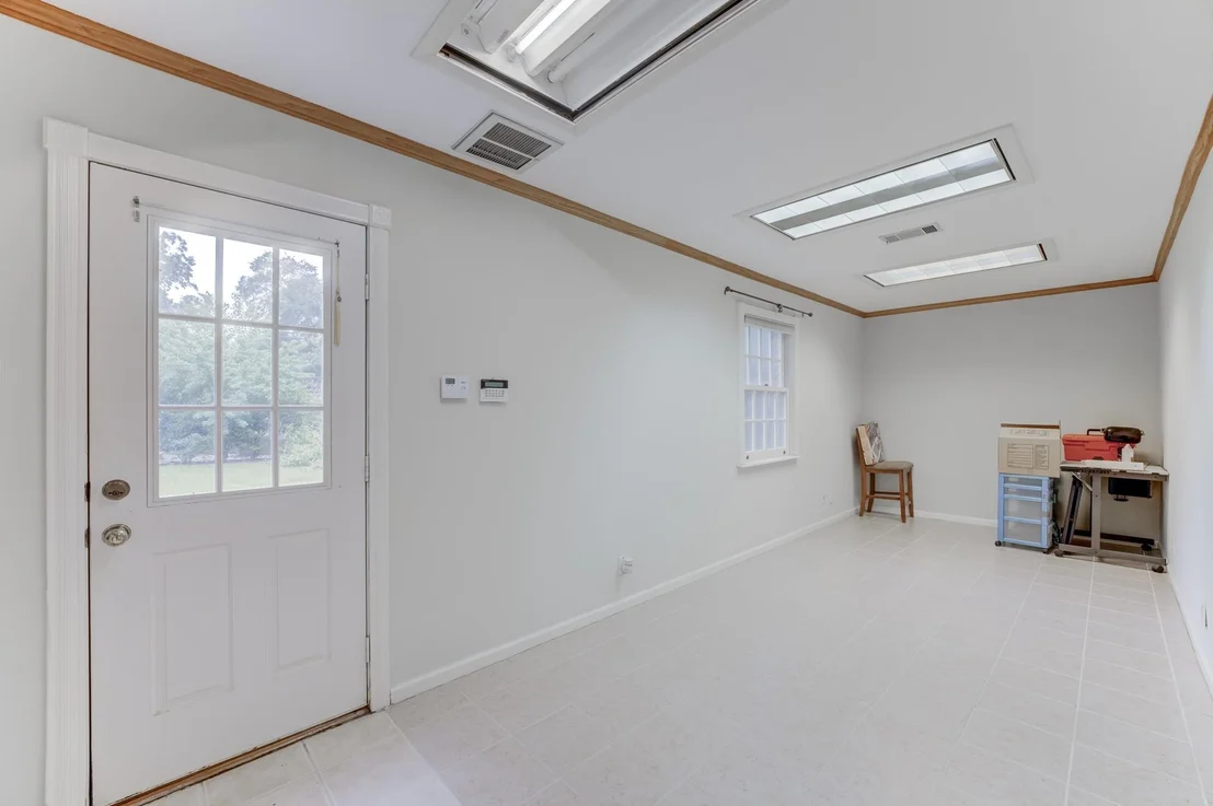 Photo of 2827 Griffin Lane