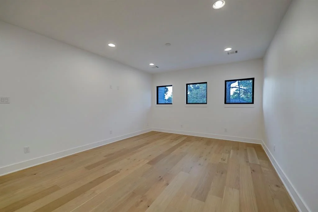 Photo of 1406 Thornton Road
