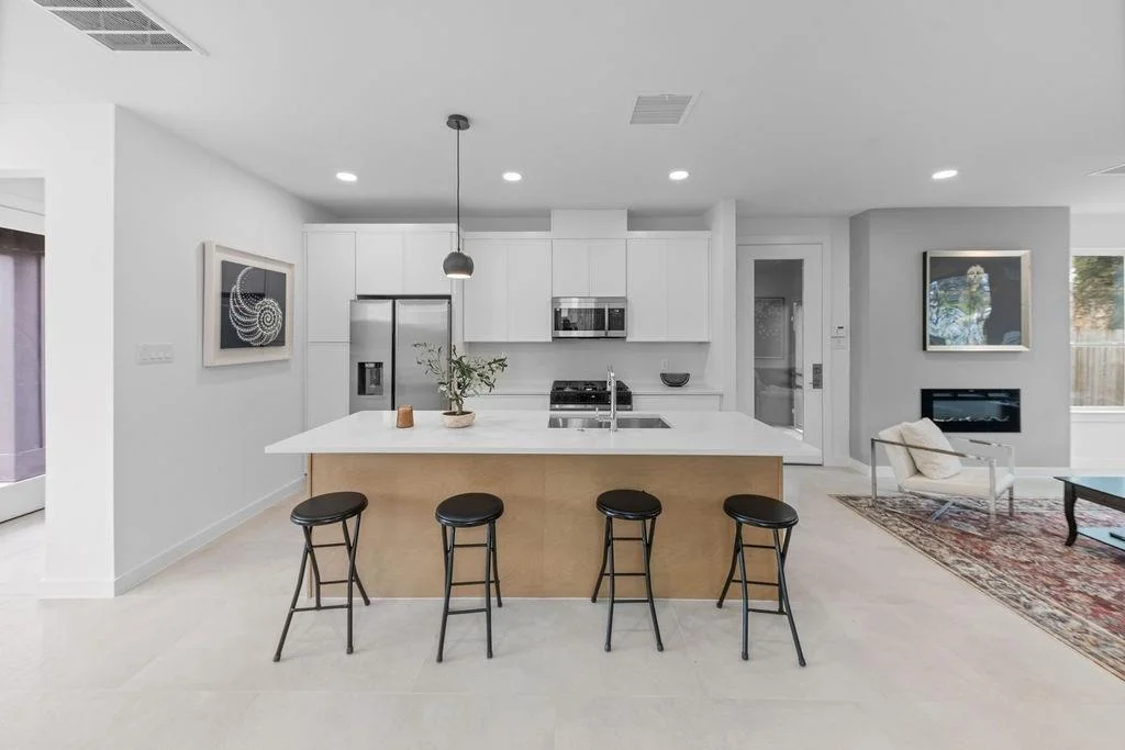 Photo of 9630 Burden Street