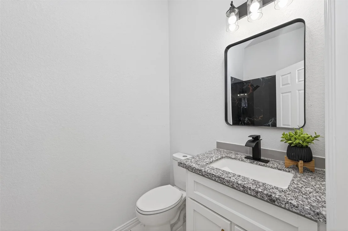 Photo of 1105 Peter Pine Street