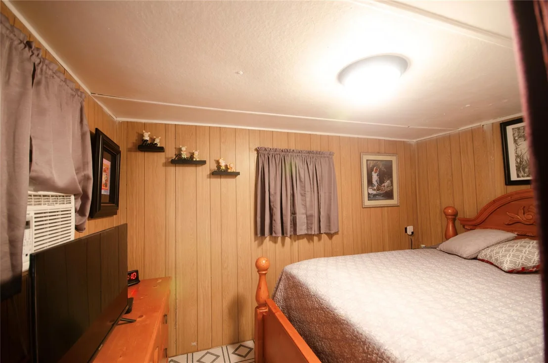 Photo of 422 Barbara Drive