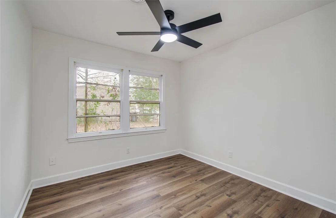 Photo of 2417 Pecan Street