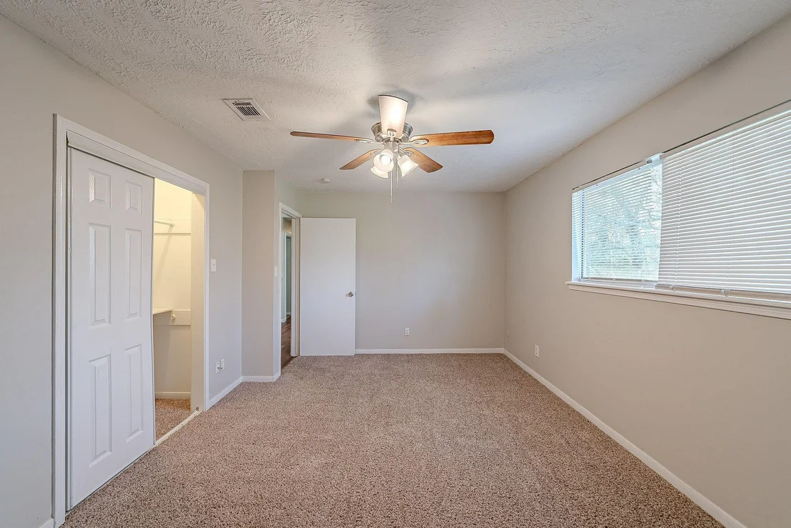 Photo of 1122 Tigris Lane